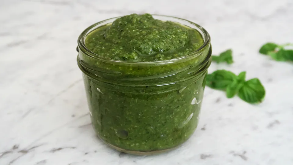 Recipe: Low-fructose basil pesto (garlic free)
