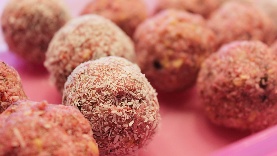 Raspberry, cashew and coconut bliss balls