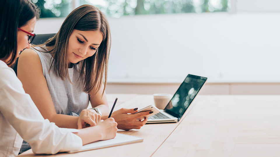 How to develop strong female friendships at work