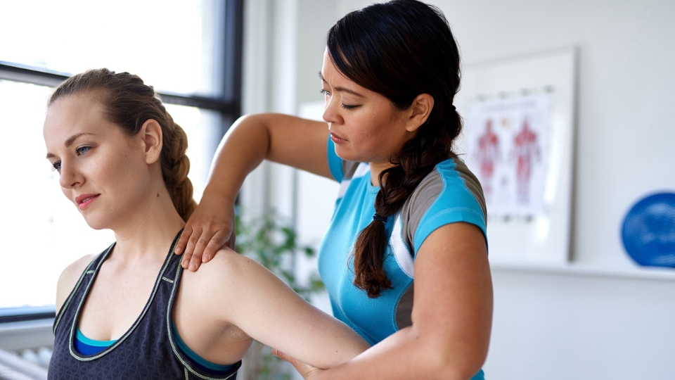 The difference between osteopaths and other manual therapists