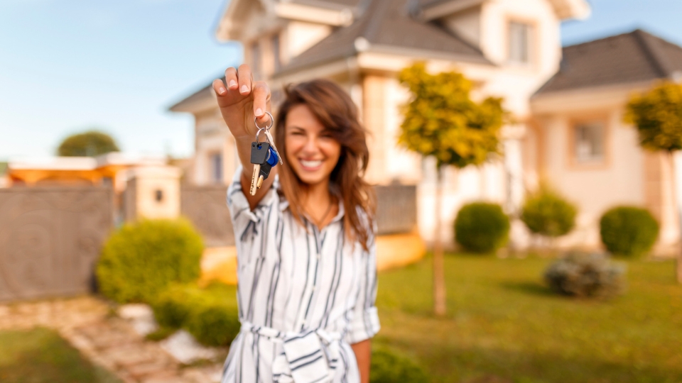 4 financial foundations every future homeowner needs