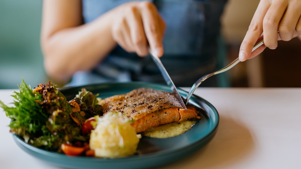 The science behind the foods that help you sleep better
